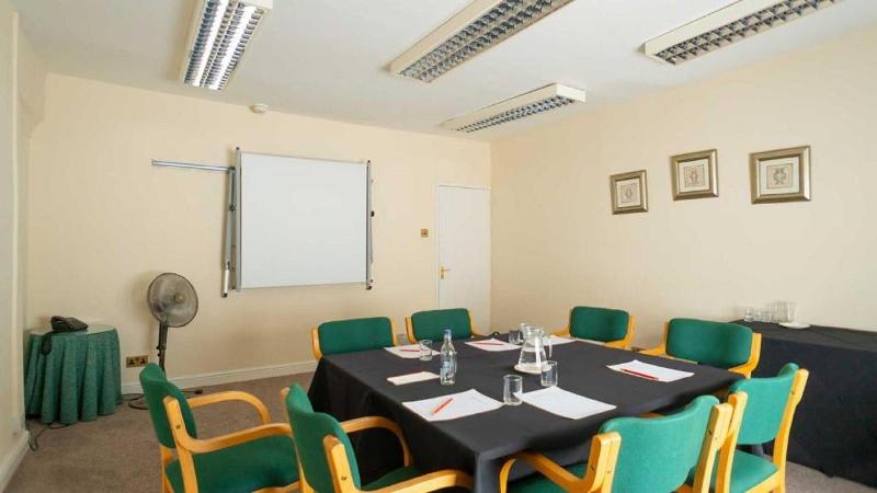 Hotel Wrexham - Toplantı