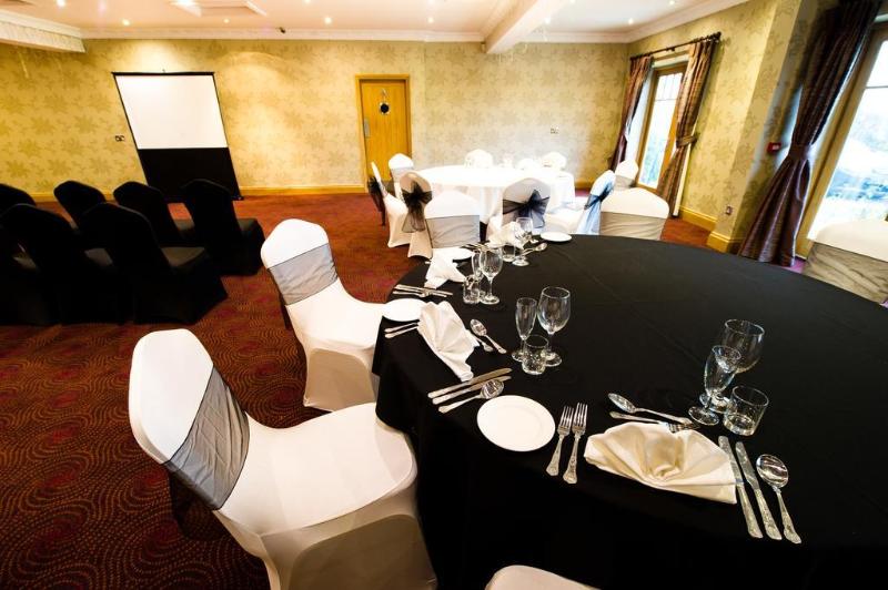 Hotel Wrexham - Genel