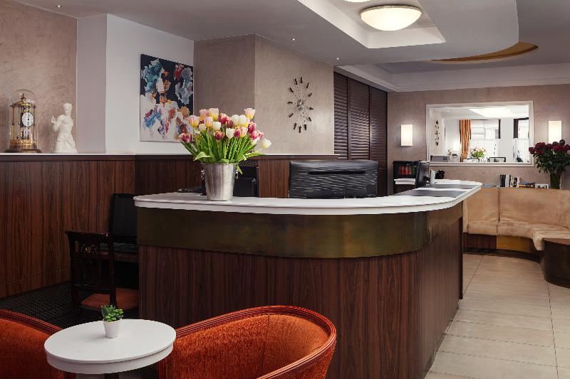 Hotel Ambiance - Lobi
