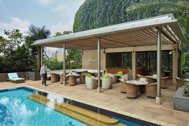 Raffles Jakarta - Bar