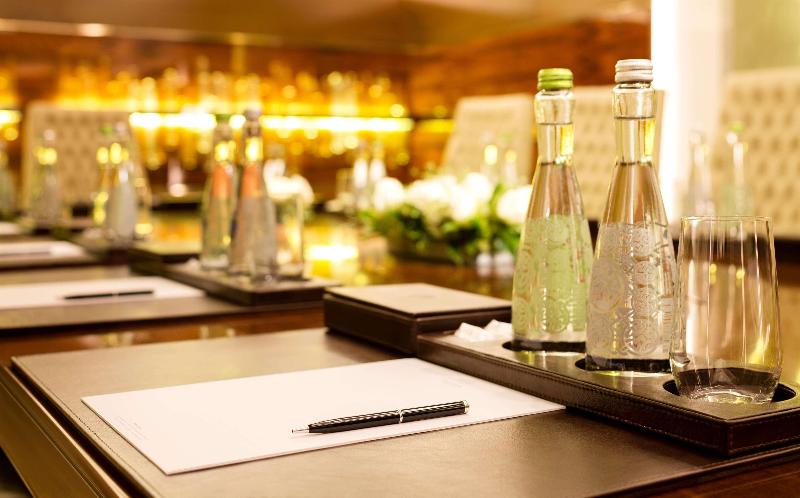 Raffles Jakarta - Genel