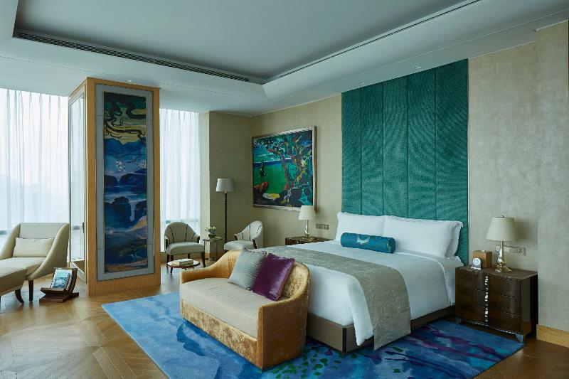 Raffles Jakarta - Oda