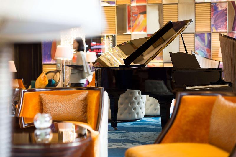 Raffles Jakarta - Restoran