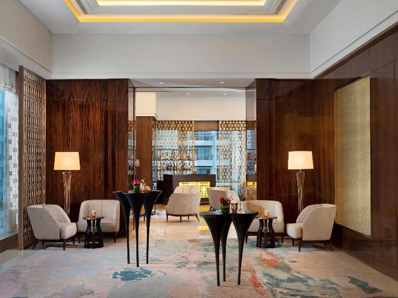 Raffles Jakarta - Restoran