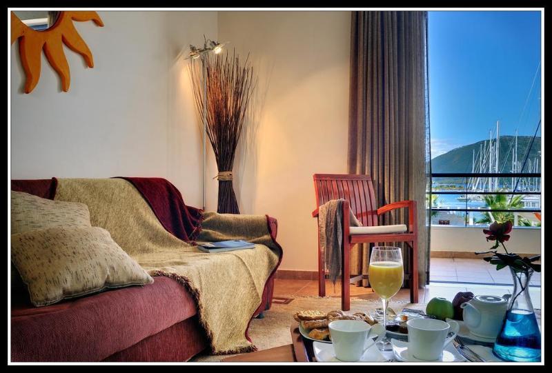 Ianos Hotel - Genel