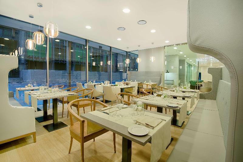 NH Trento - Restoran