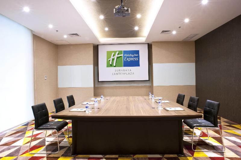 Holiday Inn Express Surabaya CenterPoint - Toplantı