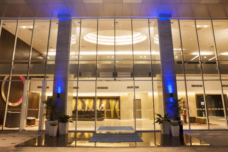 Holiday Inn Express Surabaya CenterPoint - Genel