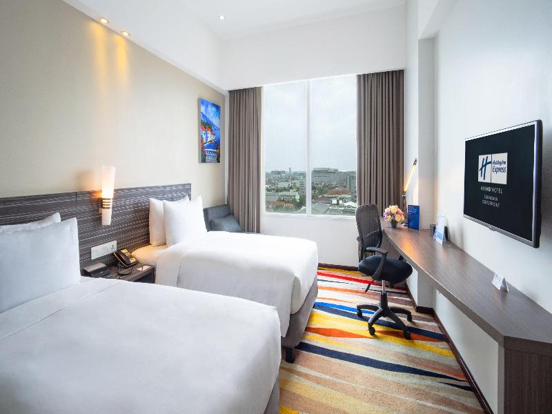 Holiday Inn Express Surabaya CenterPoint - Oda