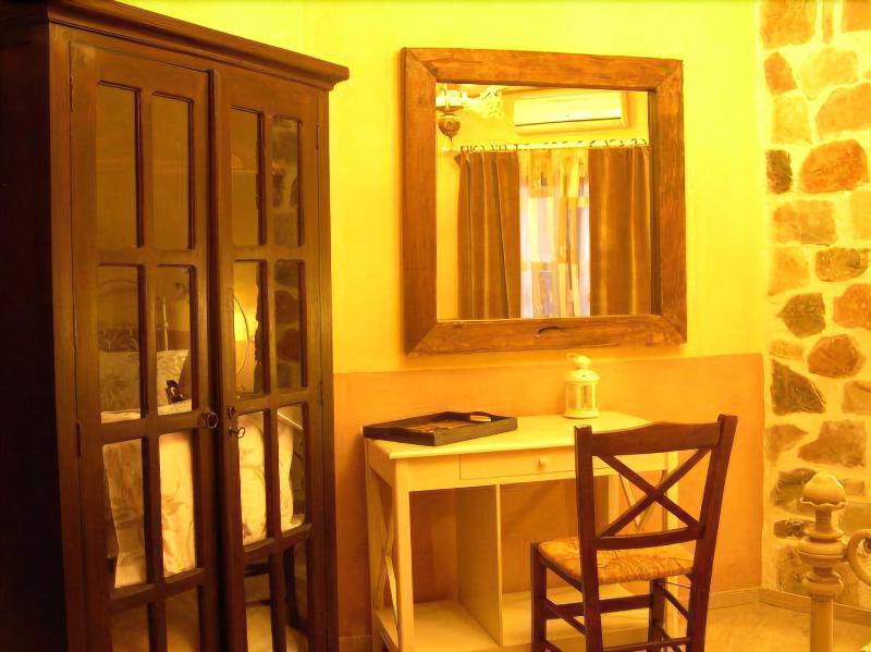 Mythos Guesthouse - Oda