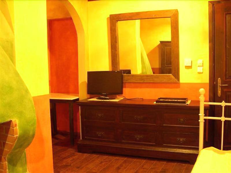 Mythos Guesthouse - Oda