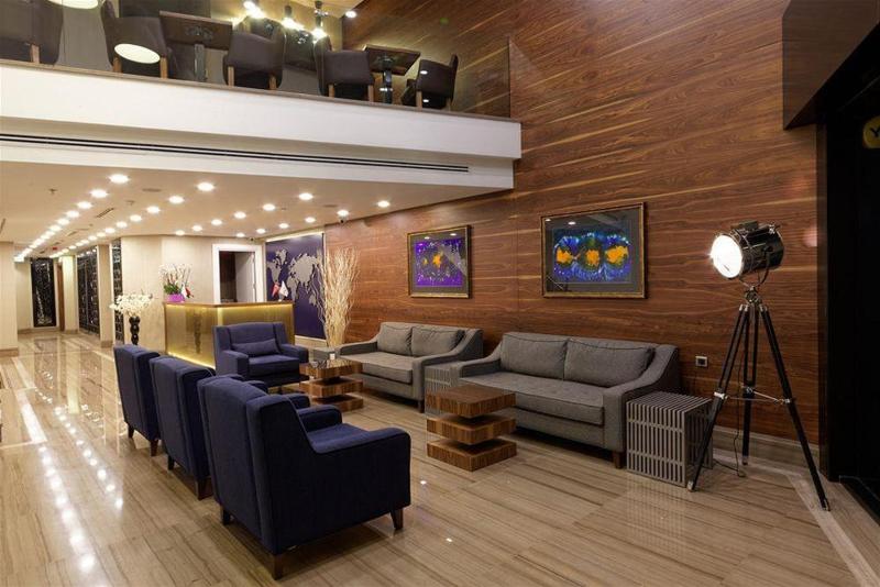 Inera Hotel Pendik - Lobi
