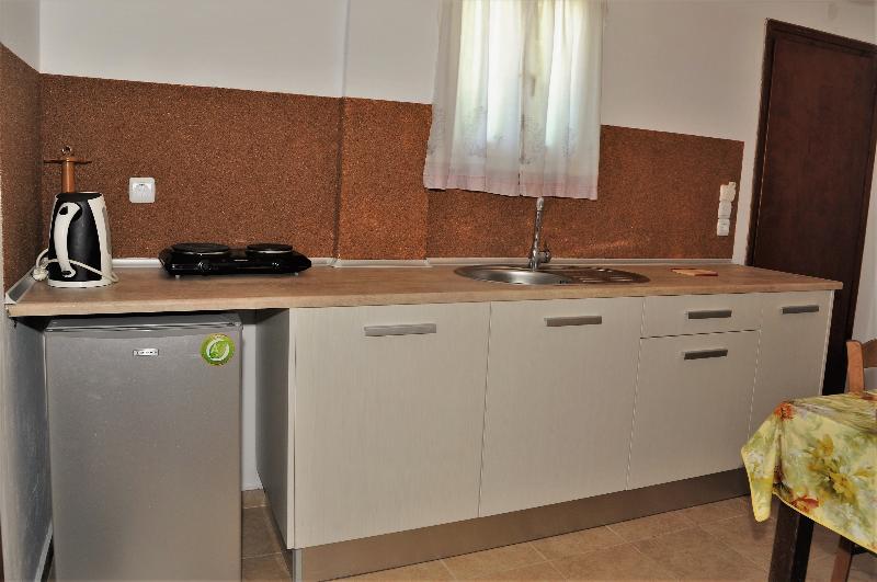 Captain's Studios & Apartments - Oda