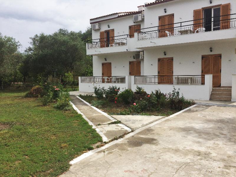 Captain's Studios & Apartments - Oda