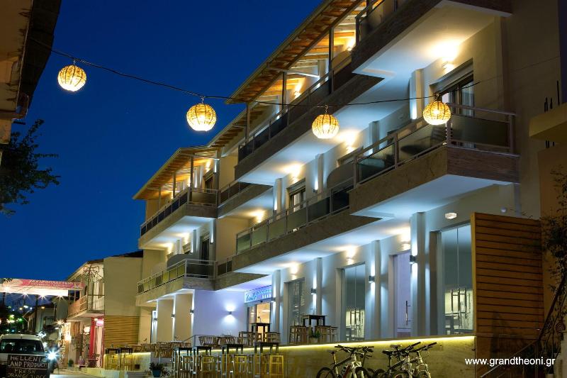 Grand Theoni Hotel Suites & Spa - Genel