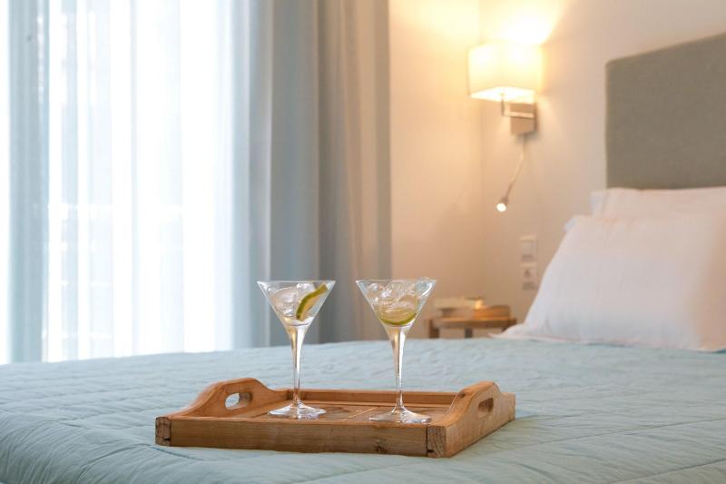Grand Theoni Hotel Suites & Spa - Oda