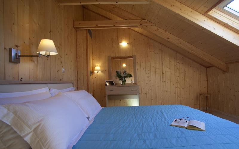 Grand Theoni Hotel Suites & Spa - Oda