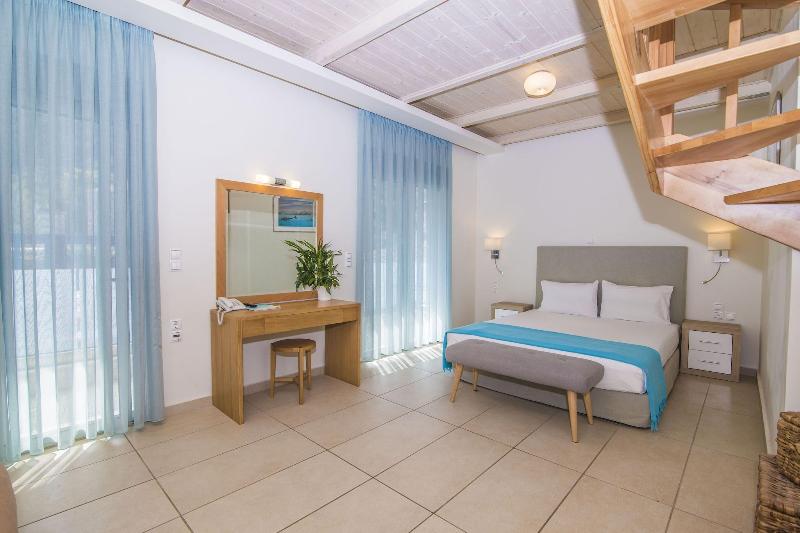Grand Theoni Hotel Suites & Spa - Oda