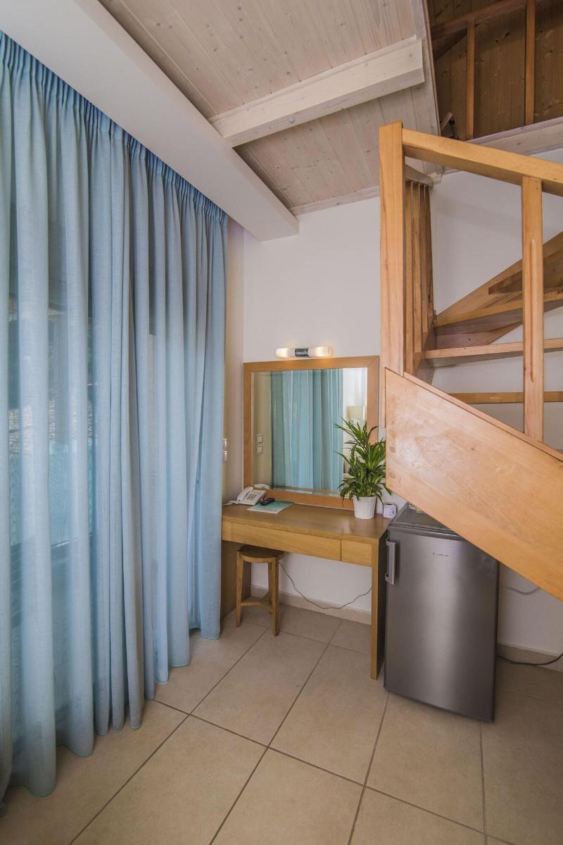 Grand Theoni Hotel Suites & Spa - Oda