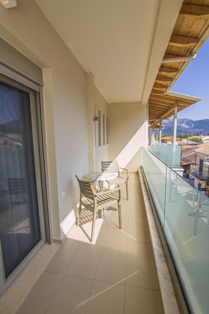 Grand Theoni Hotel Suites & Spa - Teras