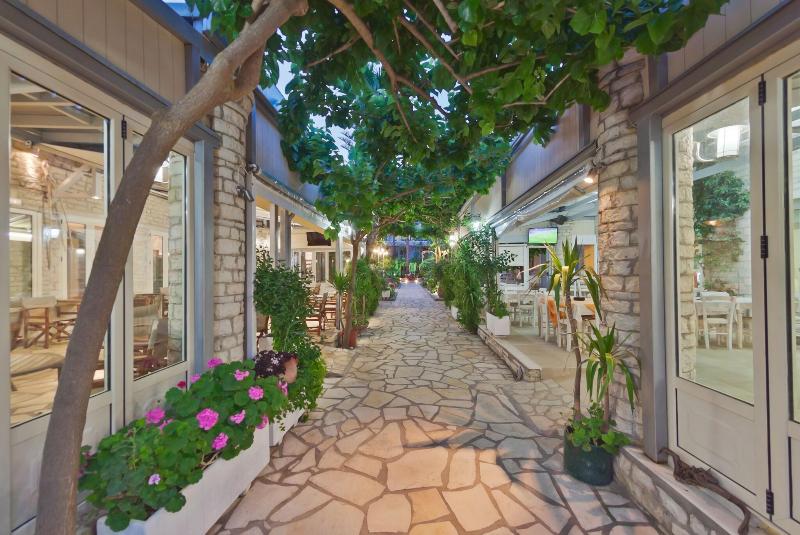 Rouda Bay Beach Hotel - Genel