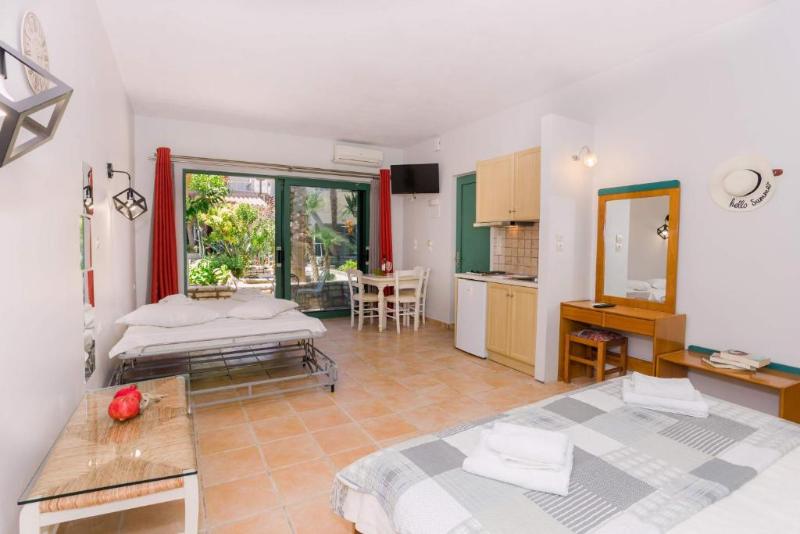 Rouda Bay Beach Hotel - Oda