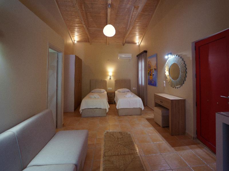 Rouda Bay Beach Hotel - Oda
