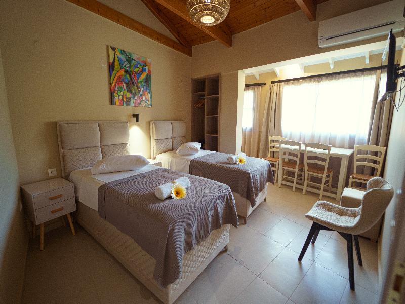 Rouda Bay Beach Hotel - Oda