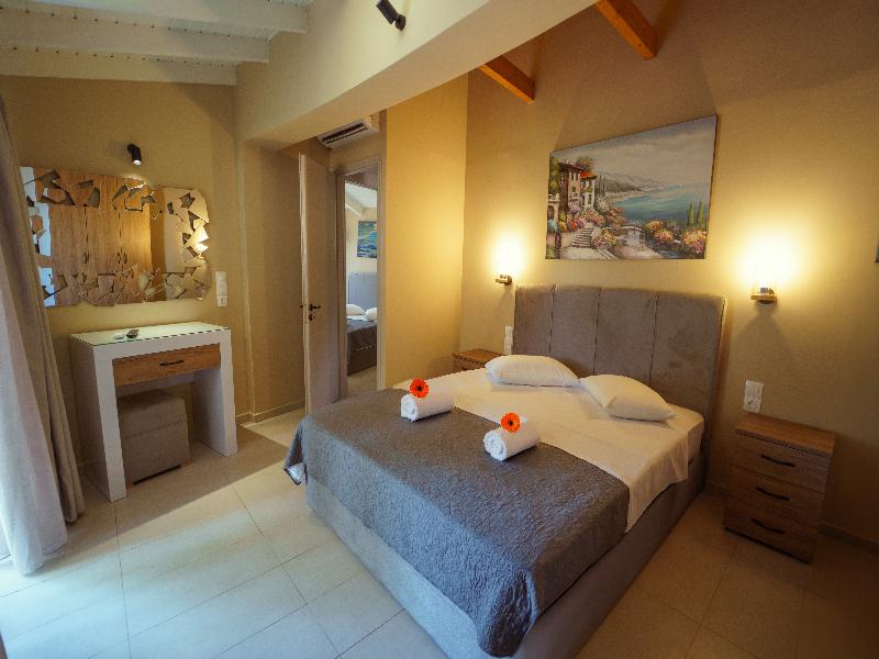 Rouda Bay Beach Hotel - Oda