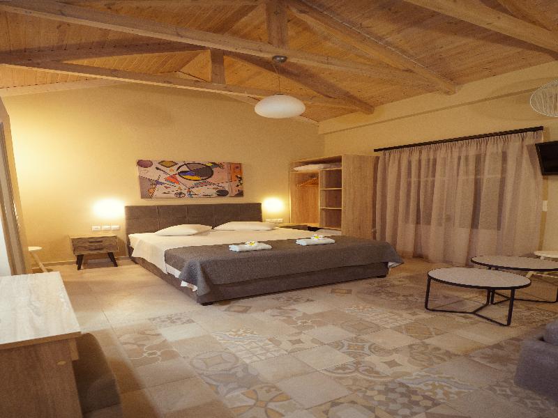 Rouda Bay Beach Hotel - Oda