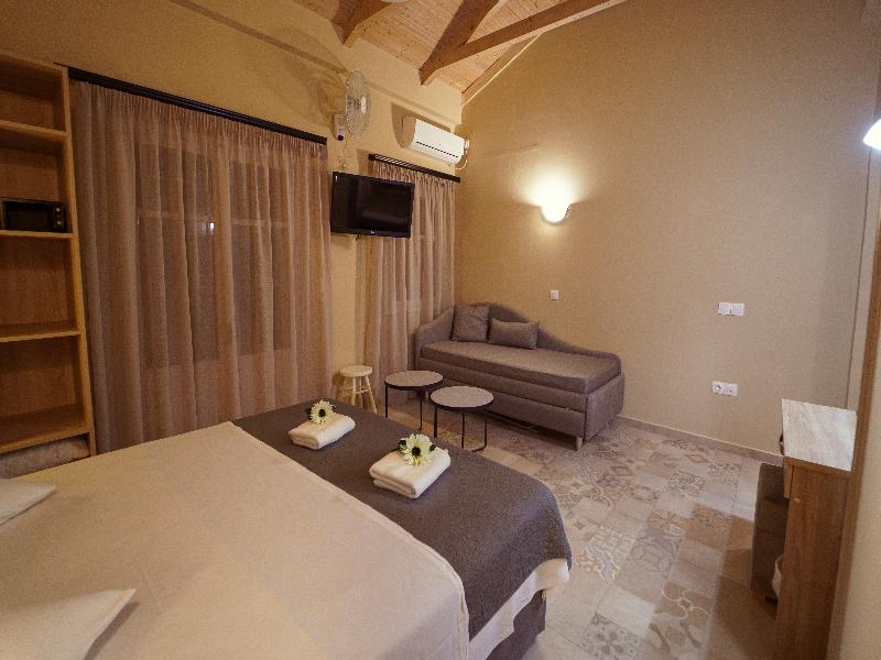 Rouda Bay Beach Hotel - Oda