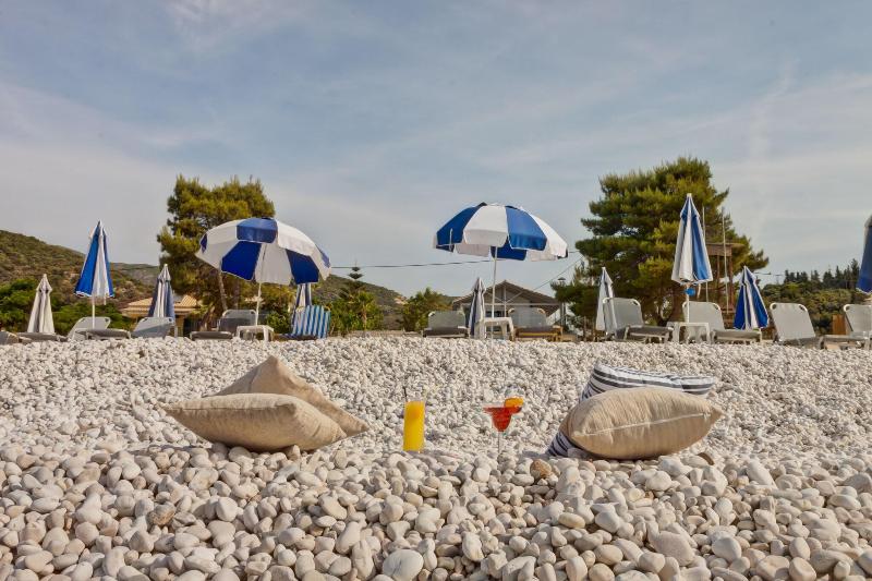 Rouda Bay Beach Hotel - Plaj