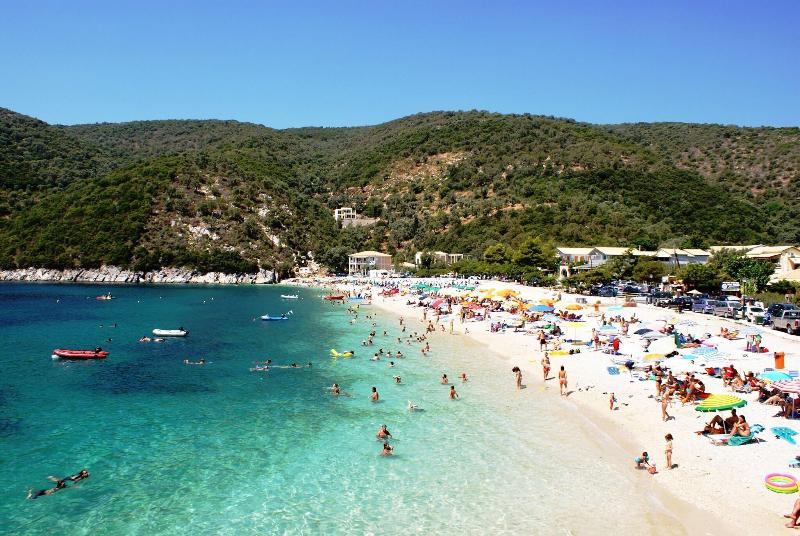 Rouda Bay Beach Hotel - Plaj
