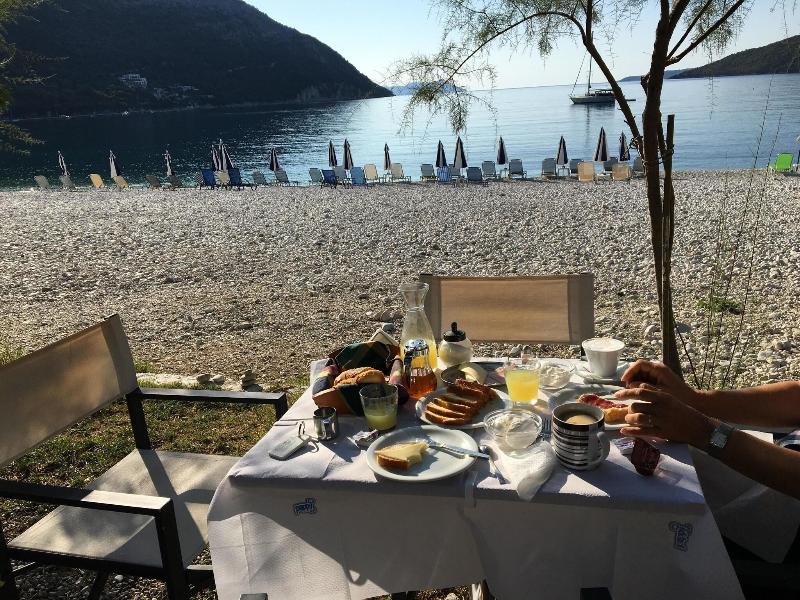 Rouda Bay Beach Hotel - Restoran