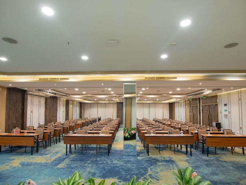 Ibis Bandung Pasteur - Toplantı