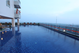 HARRIS Hotel And Convention Ciumbuleuit Bandung fotoÄŸrafÄ±