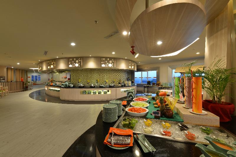 HARRIS Hotel And Convention Ciumbuleuit Bandung - Restoran