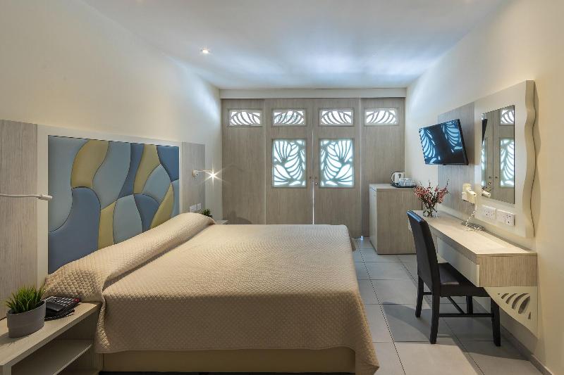 Tofinis Hotel - Lobi
