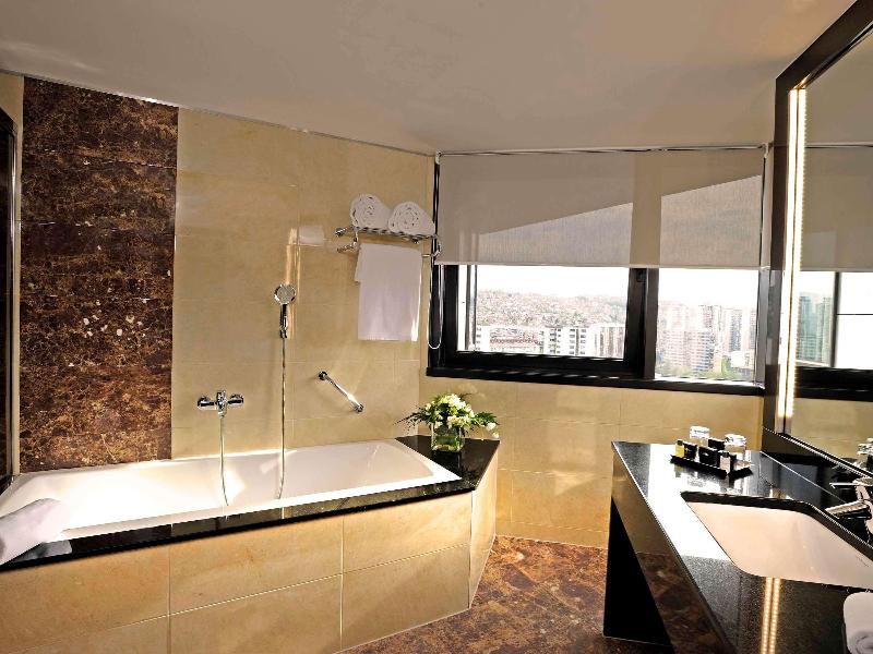 Movenpick Hotel Sarajevo - Oda