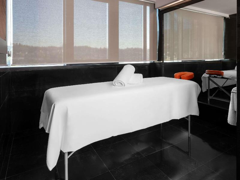 Movenpick Hotel Sarajevo - Oda