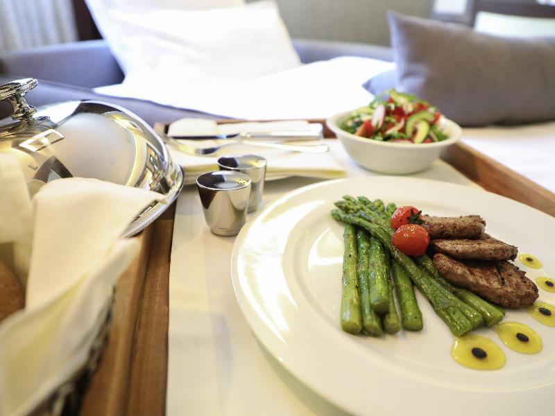 Movenpick Hotel Sarajevo - Restoran