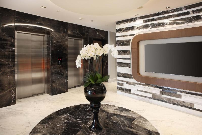 Veyron Hotels - Lobi