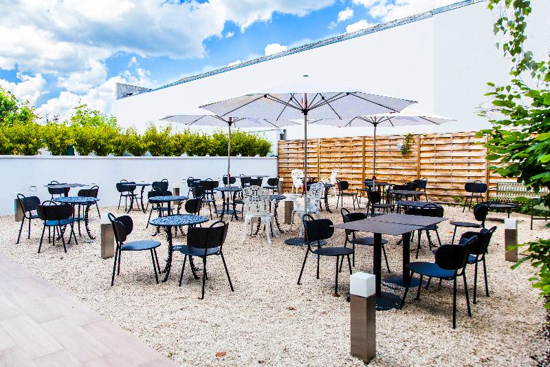 Novotel Blois Centre Val De Loire Hotel - Teras