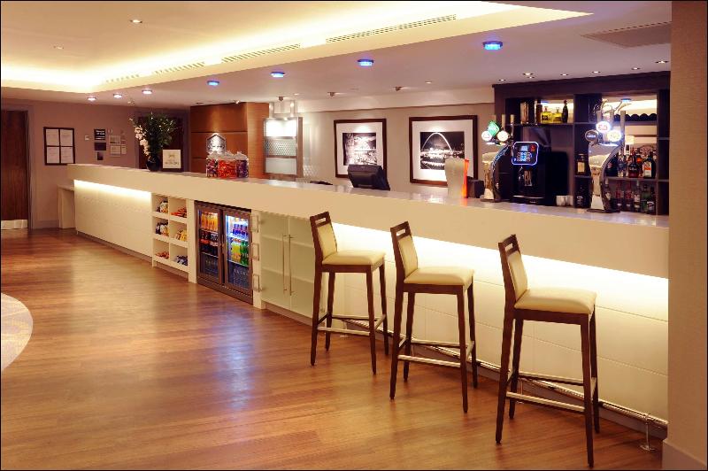 Hampton By Hilton Newcastle - Bar