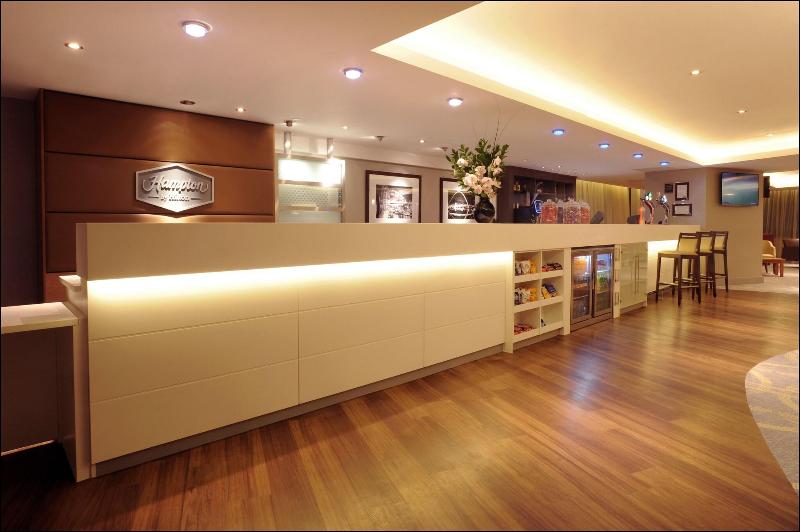 Hampton By Hilton Newcastle - Bar