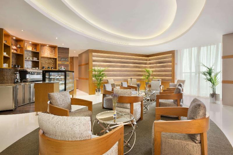 Tryp By Wyndham Abu Dhabi City Centre - Bar