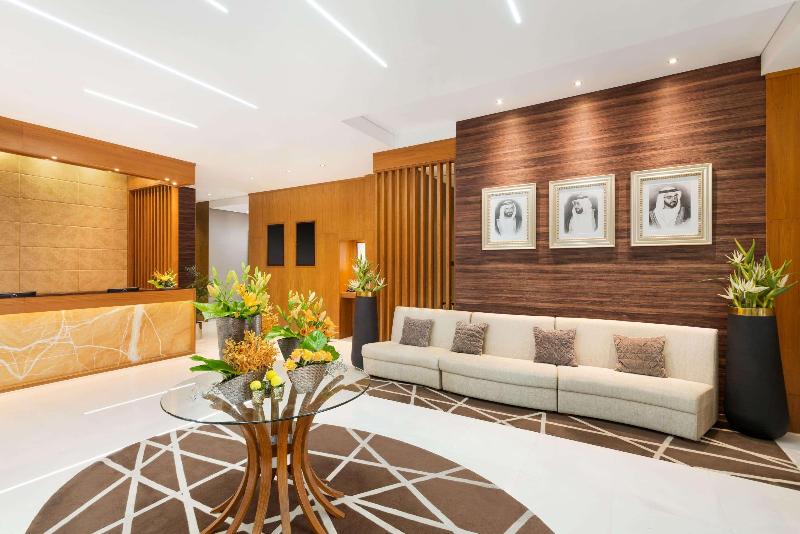 Tryp By Wyndham Abu Dhabi City Centre - Lobi