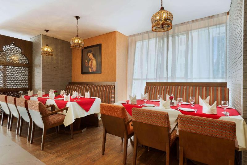 Tryp By Wyndham Abu Dhabi City Centre - Restoran