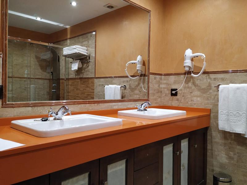 Hotel Arcos Catedral - Oda