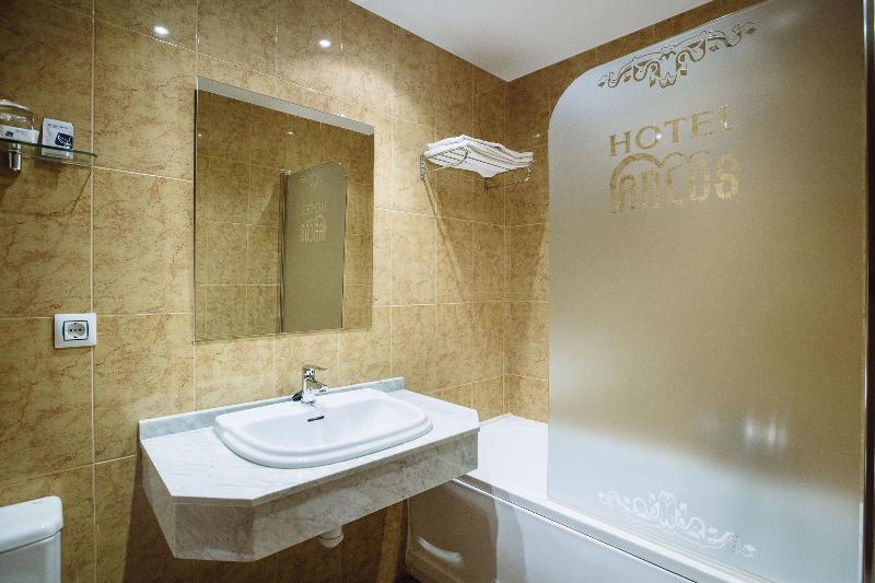 Hotel Arcos Catedral - Oda